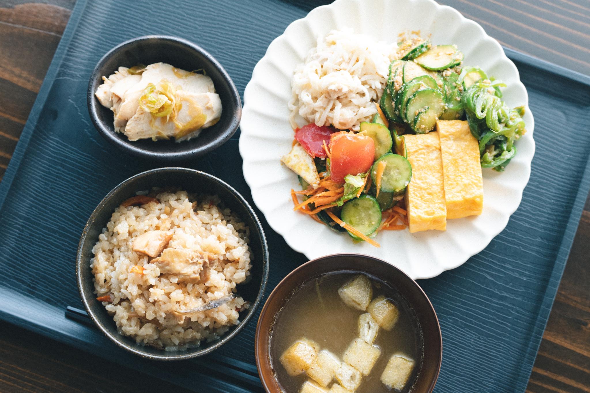 食堂のご飯